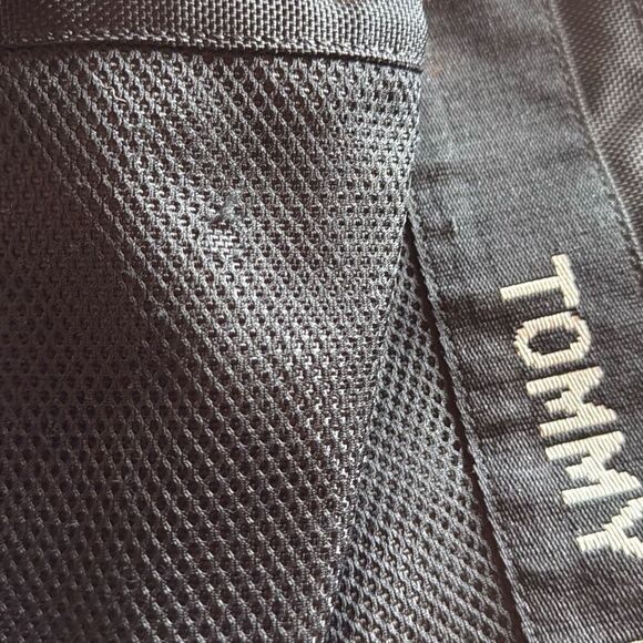 Tommy Hilfiger Black Canvas Tote Bag - Picture 15 of 15